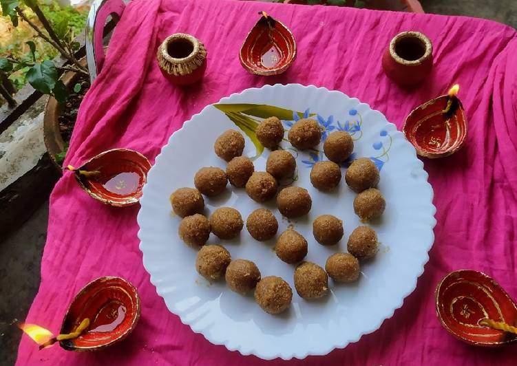 Coconut laddu (Nadu)