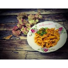 Spicy Red Sauce Pasta 🍝 A picture of Spicy Red Sauce Pasta 🍝.