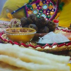 A picture of Gola Kabab.