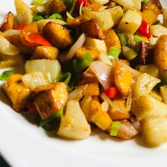 Yam and plantain stirfry A picture of Yam and plantain stirfry.