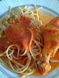 Estofado (Pollo) Rojo con Tallarín