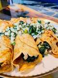 Crêpes integrali con tofu ed erbette campagnole