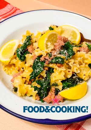 Una foto de Mafaldine con Salsicce e Kale