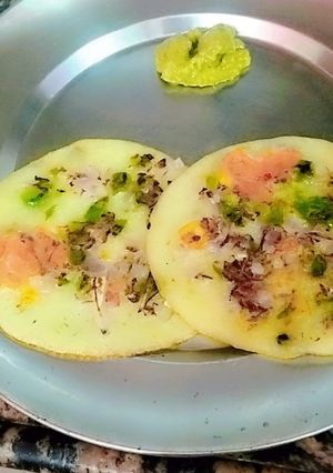 A picture of Suji Uttapam.