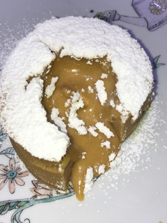 Una foto de Volcán de dulce de leche