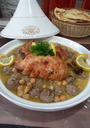 صورة لوصفة مثوم بالدجاج ومحشي بالفرماج ولا اروع 😋😋