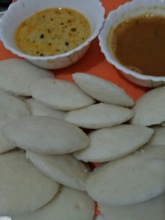 #સ્ટીમ ઈડલી (steam idli in Gujarati) રેસીપી મુખ્ય ફોટો