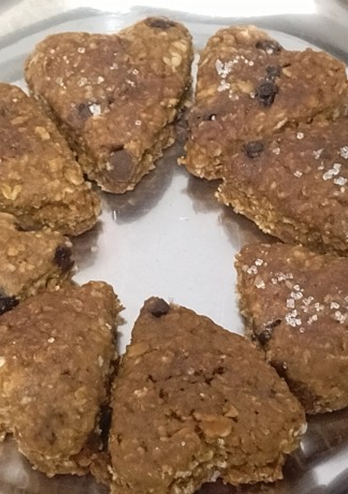 ஓட்ஸ் சாக்கோ குக்கீஸ்(oats choco cookies recipe in tamil) செய்முறை முக்கிய புகைப்படம்