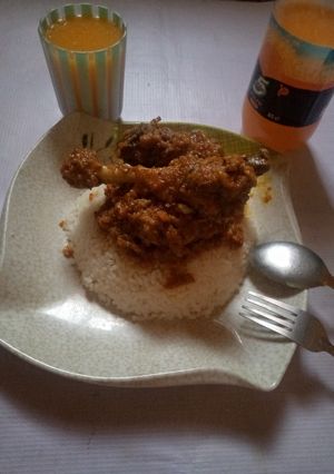 A picture of Rice and Stew.
