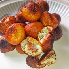 A picture of Stuffed milk ball.