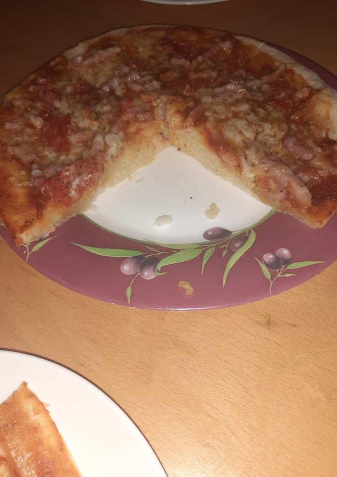 Una foto de Pizza ThaPeIkTo