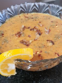 صورة لوصفة شوربة عدس بالنعناع على الطريقة التركية