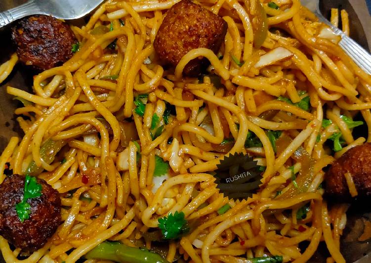 Step-by-Step Guide to Make Favorite Noodles with manchurian Pure Jain version