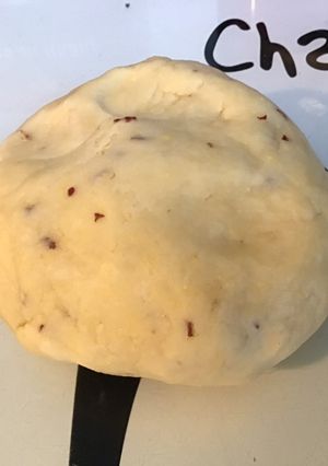 Une photo de Pâte brisée à l œuf et zeste de citron caviar