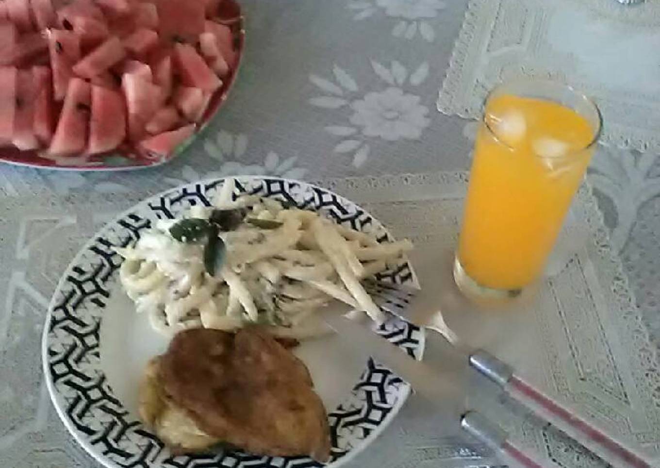 Macarrones con queso crema y pollo