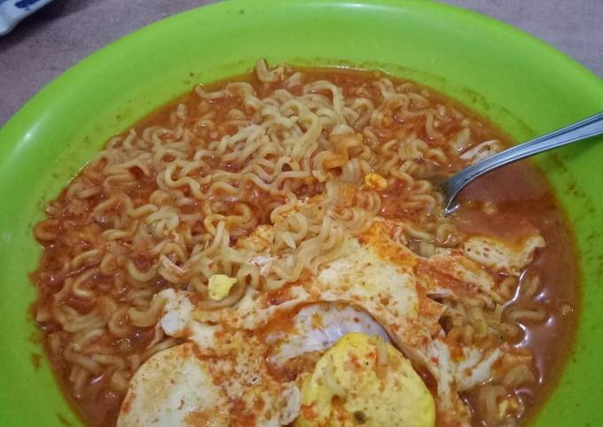 Indomie tumis setan