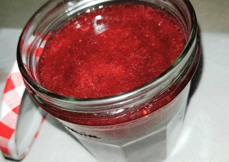 How to Prepare Super Quick Homemade Strawberry Preserve