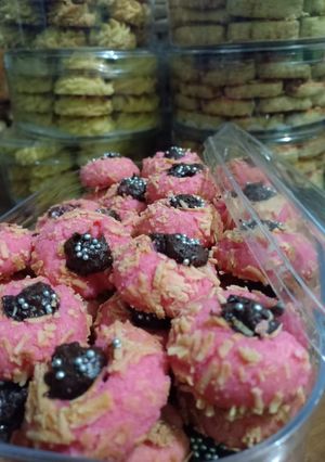 Foto resep Tumbprint Pink Cookies
