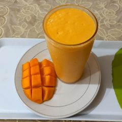 Mango milk shake 🥭🥭🧋🧋 A picture of Mango milk shake 🥭🥭🧋🧋.