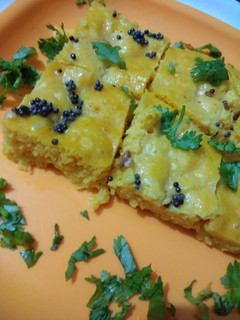 A picture of Dhokla.