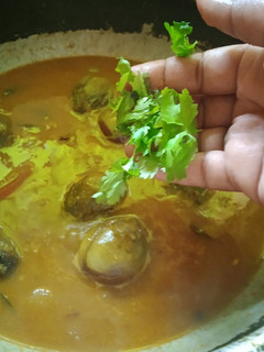எண்ணெய் கத்தரிக்காய் குழம்பு செய்முறை முக்கிய புகைப்படம்
