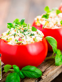 Foto principal de Sabrosos tomates rellenos, con Allioli