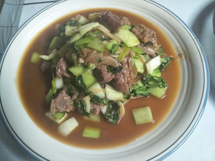 Cara Gampang Membuat Resep Tumis pakcoy cah daging sapi Anti Ribet, Menggugah Selera