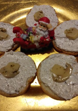 Foto di Crostini con crema di funghi