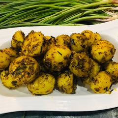 A picture of Chatpatey aloo.