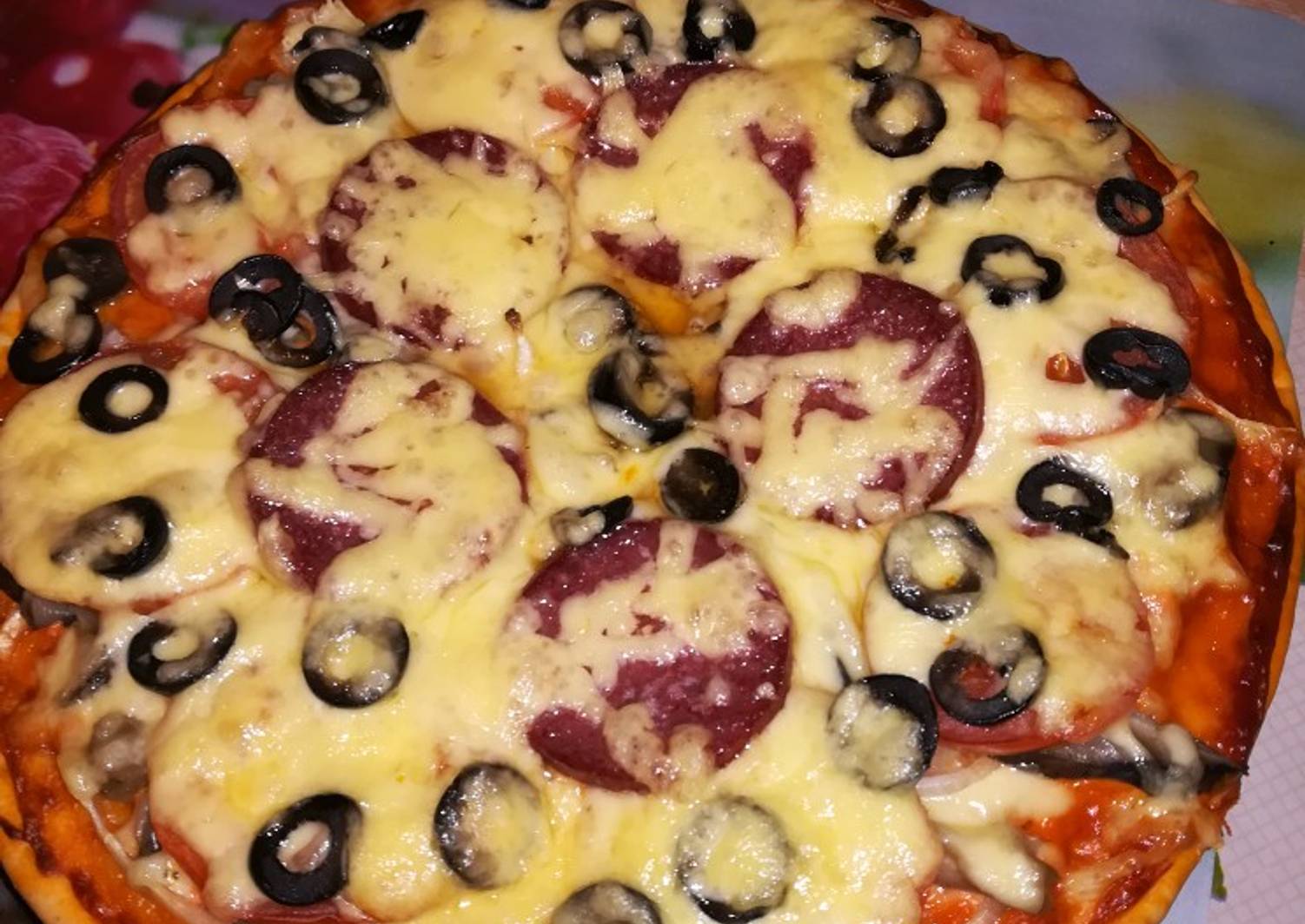 рецепт приготовления пиццы с грибами и колбасой в домашних условиях фото 31