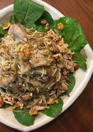 A picture of Healthy Japanese Enoki mushroom salad.
