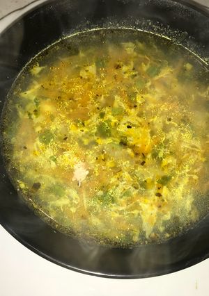 Una foto de Sopa de verduras con molida de pavo