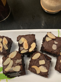 Foto resep Discard Sourdough Starter Brownie Cake