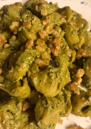 A picture of Tortellini with Basil Pesto.