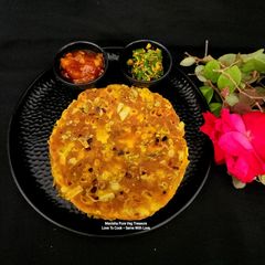 A picture of Lettuce Green Onion Paratha.