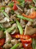 Gà xào nấm rau củ
