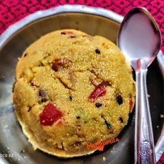 A picture of Sooji Upma with Veggies.