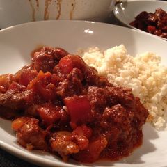 A picture of Spiced Lamb with Cauliflower Rice.