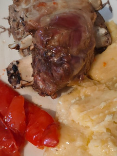 Una foto de Codillo de cerdo al horno. 🐖