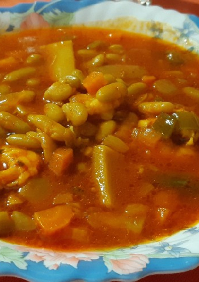 Una foto de Verdinas con gambones y calamares (otra versión)
