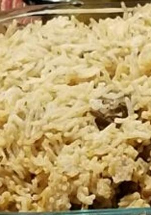 A picture of Fried rice with beef.