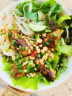 A picture of Grilled Pork with Vermicelli (Nem Lụi).