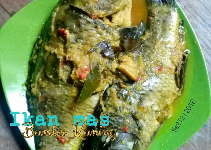 Resep Ikan Mas Bumbu Kuning, Lezat