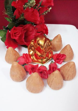 A picture of Mawa Modak.