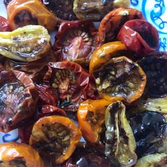 Slow roast tomatoes A picture of Slow roast tomatoes.