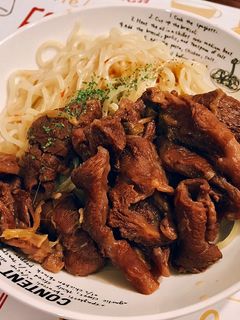 紅燒燉牛筋（最愛一鍋到底） 的食譜成品照片