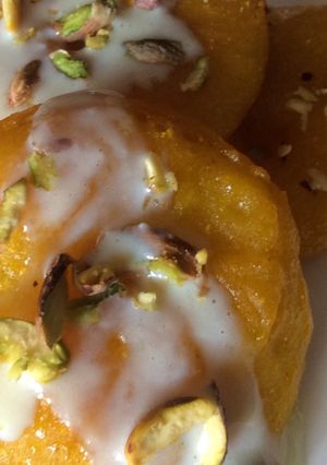 A picture of Apple jalebi.