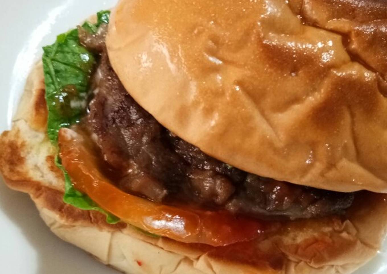 Burger daging sapi sederhana