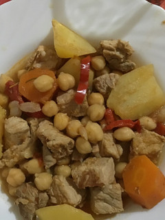 Una foto de Carne guisada con garbanzos