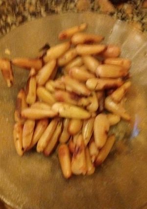 Una foto de Piñones de Araucaria (preparación por hervido)